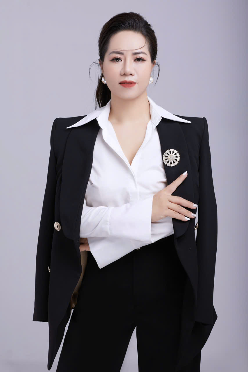 Trần Thị Phượng_GĐDA Sun_mới